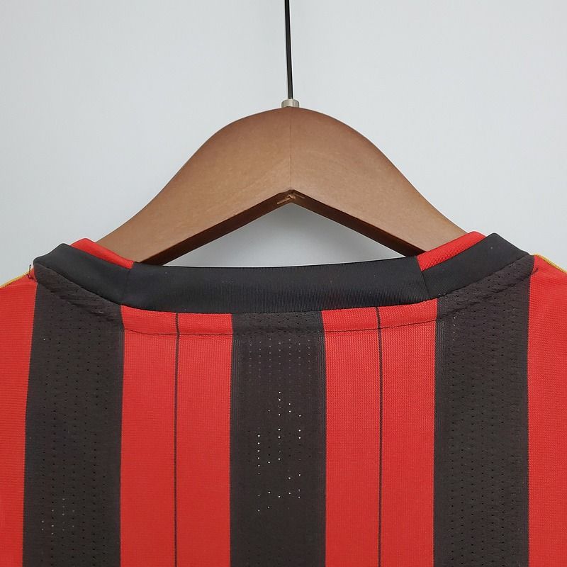 Retro AC Milan 2013-2014 home image 4
