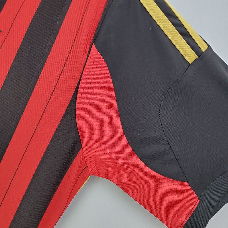 Retro AC Milan 2013-2014 home image 6