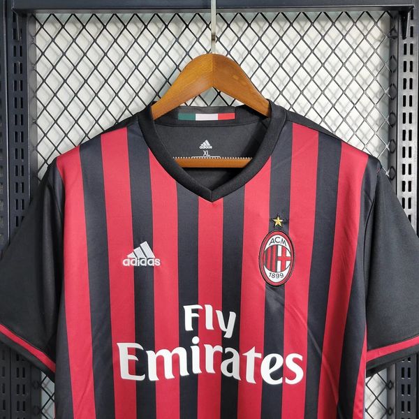 Retro AC Milan 2016-2017 home image 3