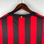 Retro AC Milan 2017-2018 home image 4