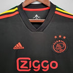 Retro AFC Ajax 2021-2022 third away image 3