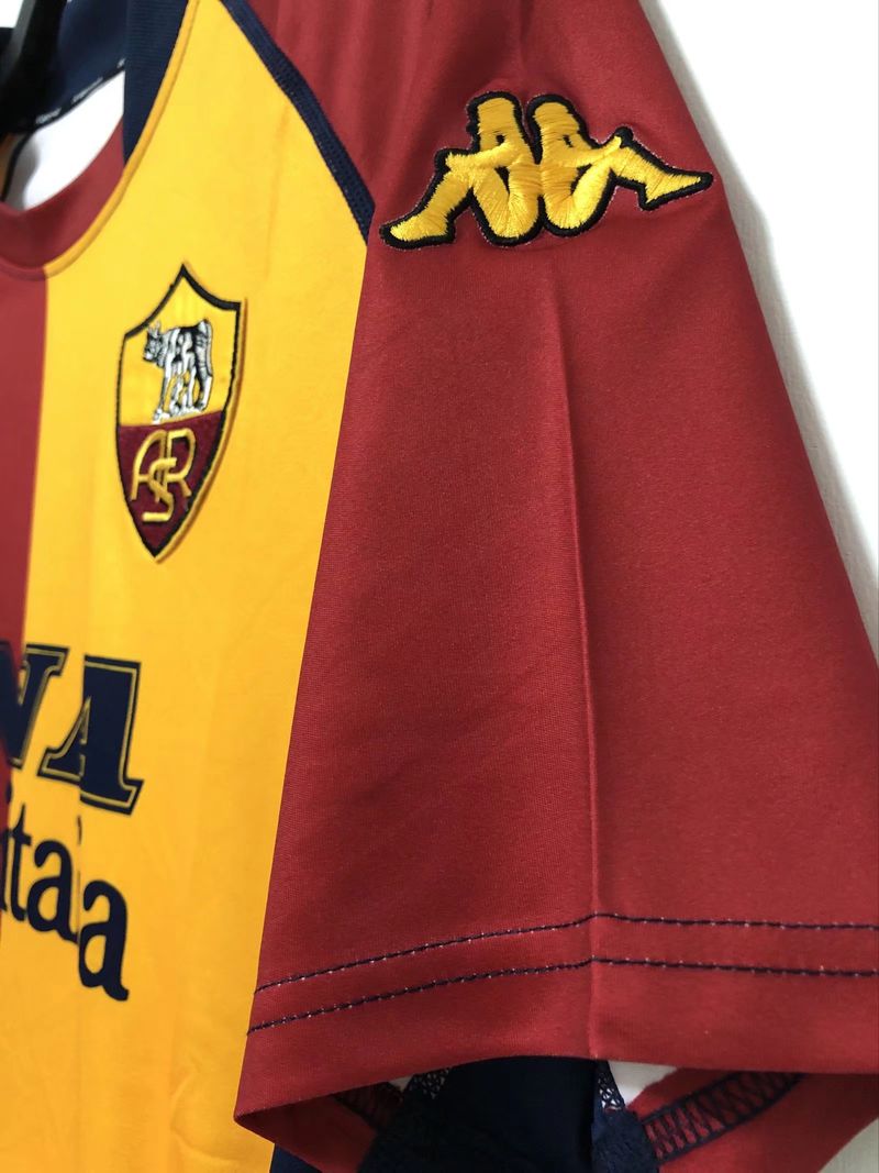 Retro AS Roma 2000-2001 home image 11