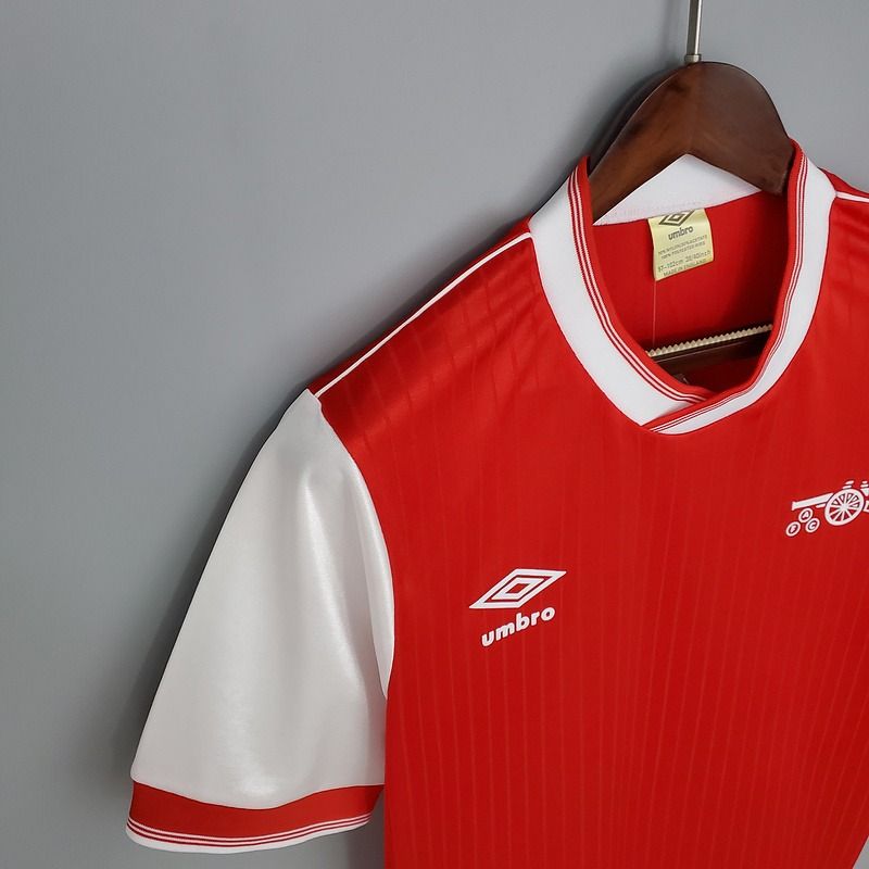 Retro Arsenal FC 1983-1986 home image 5