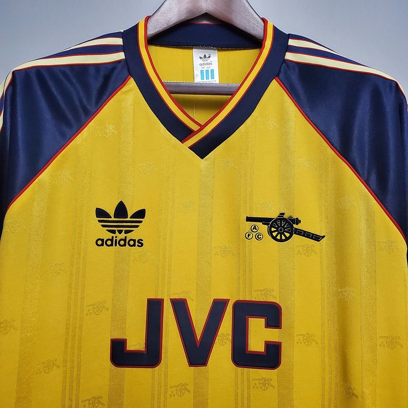 Retro Arsenal FC 1988-1990 away image 3