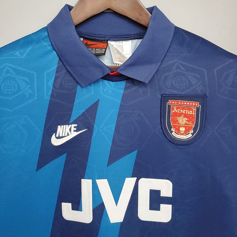 Retro Arsenal FC 1995-1996 away image 3