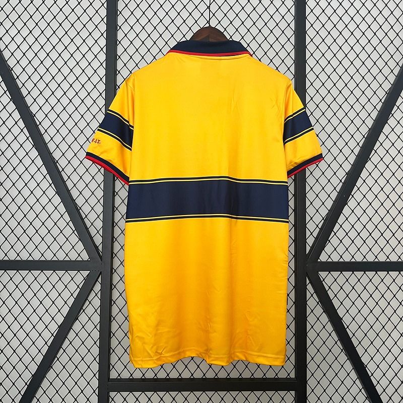 Retro Arsenal FC 1997-1999 away image 2