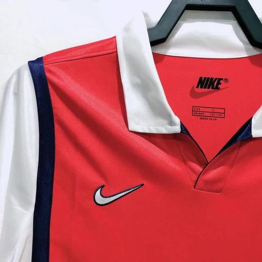 Retro Arsenal FC 1998-1999 home image 3