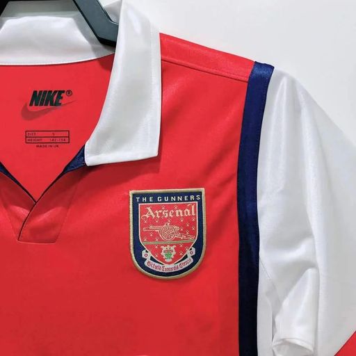 Retro Arsenal FC 1998-1999 home image 4