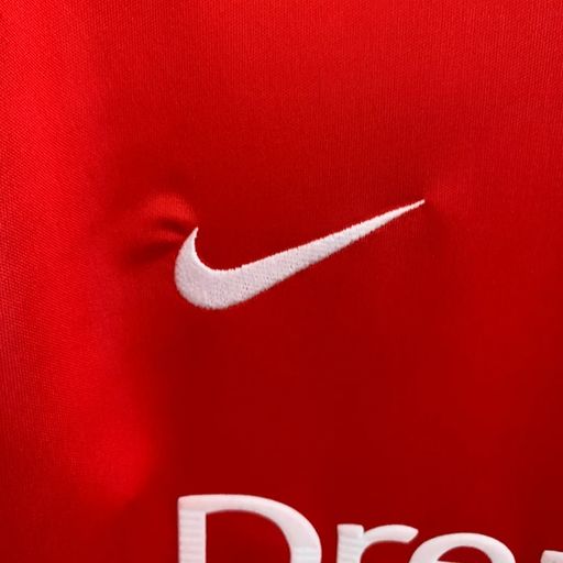 Retro Arsenal FC 2001-2002 home image 8