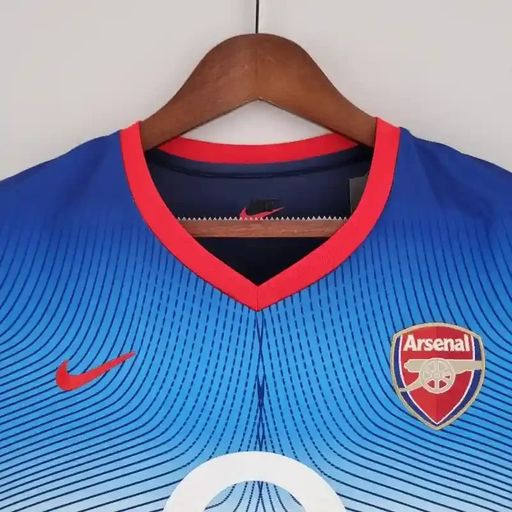 Retro Arsenal FC 2002-2004 away image 3