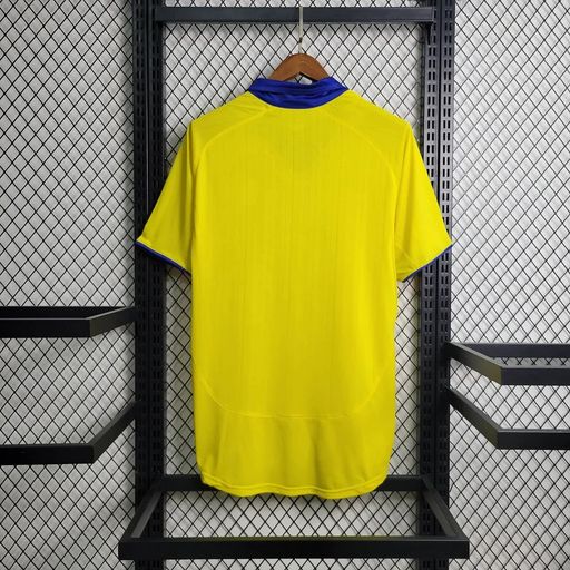 Retro Arsenal FC 2003-2004 away image 2