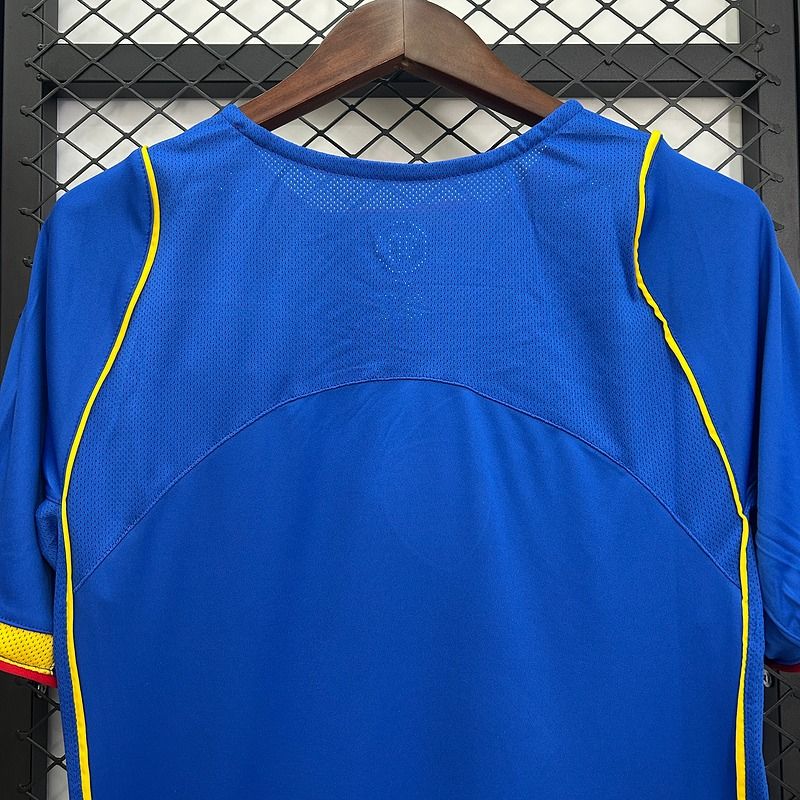Retro Arsenal FC 2004-2005 away image 4