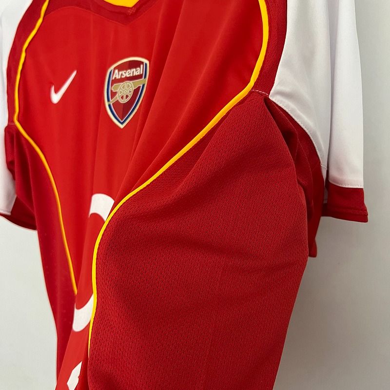 Retro Arsenal FC 2004-2005 home image 4