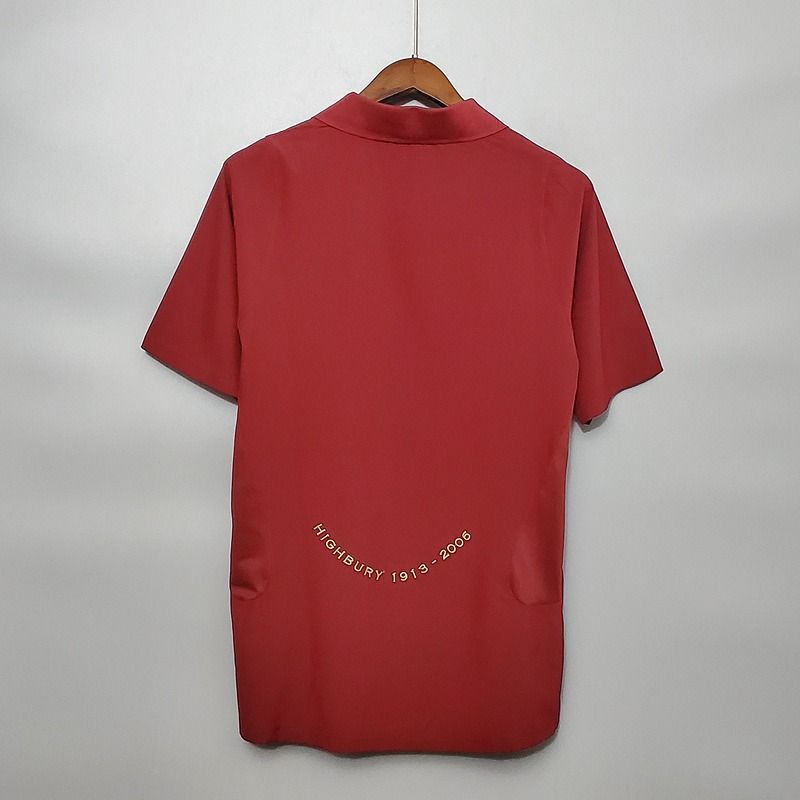 Retro Arsenal FC 2005-2006 home image 2