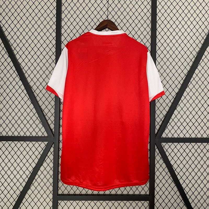 Retro Arsenal FC 2006-2008 home image 2