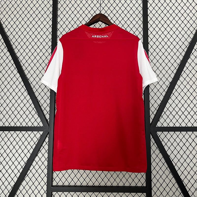 Retro Arsenal FC 2011-2012 home image 2