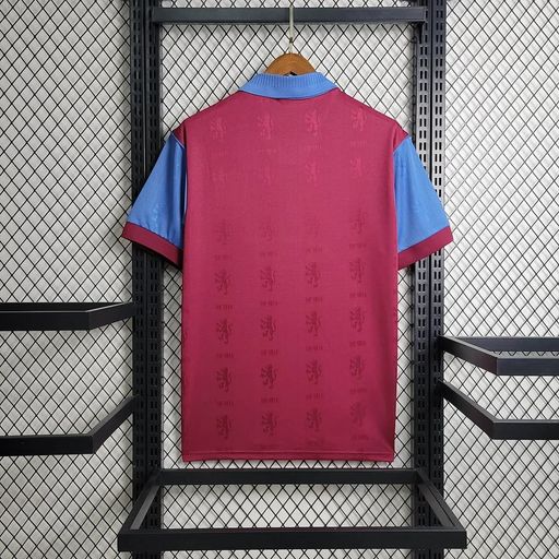 Retro Aston Villa 1995-1997 home image 2