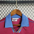 Retro Aston Villa 1995-1997 home image 3