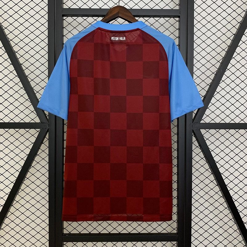 Retro Aston Villa 2011-2012 home image 3