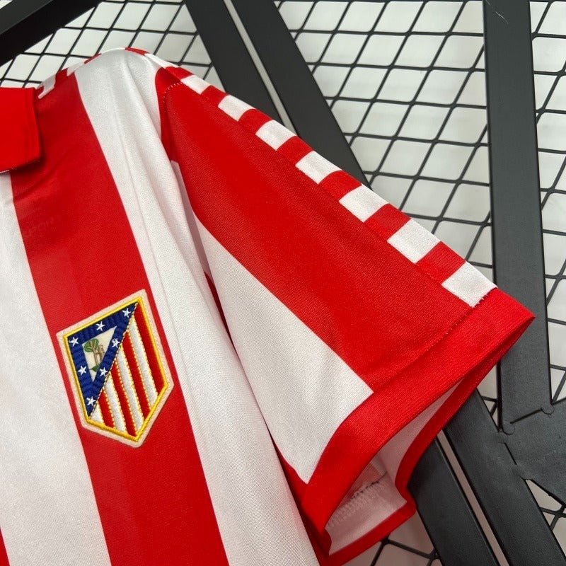Retro Atletico Madrid 1982-1983 home image 6
