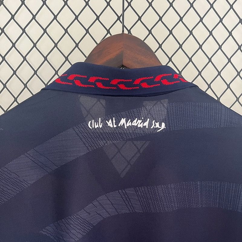 Retro Atletico Madrid 1996-1997 away image 4