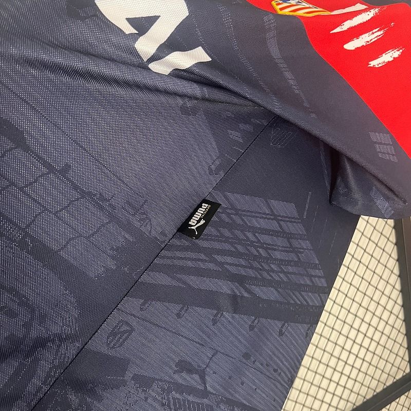 Retro Atletico Madrid 1996-1997 away image 7