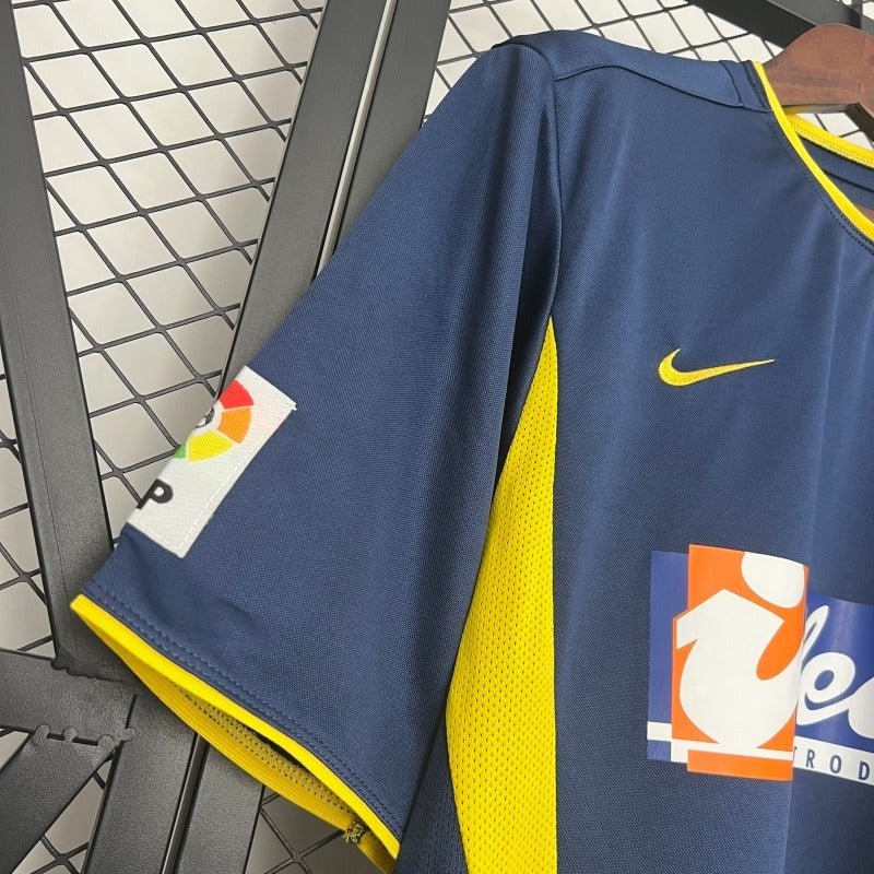Retro Atletico Madrid 2002-2003 away image 6