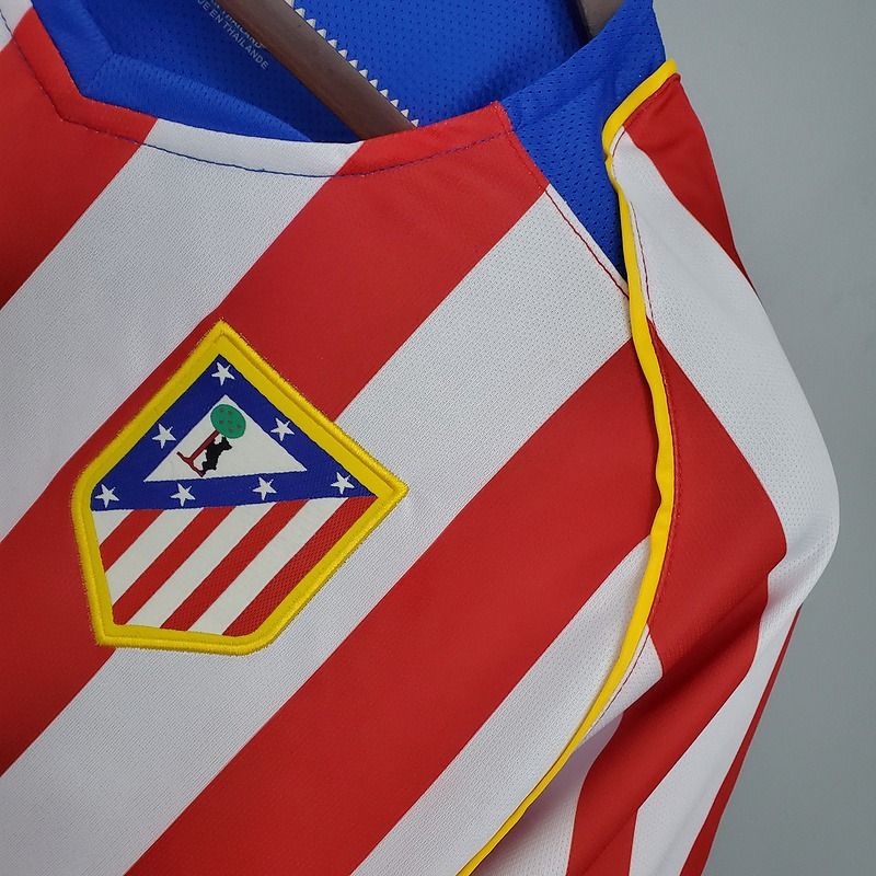 Retro Atletico Madrid 2004-2005 home image 6