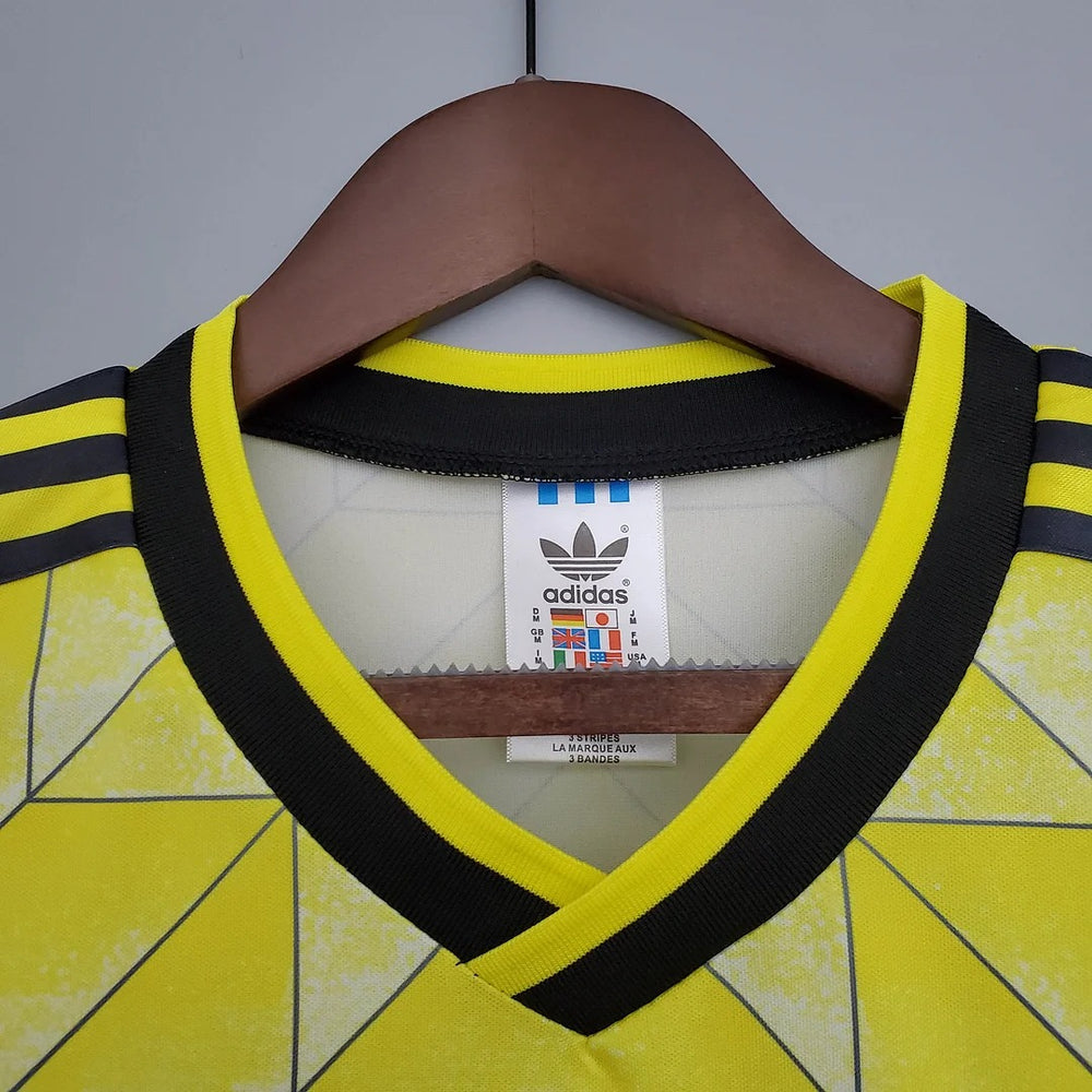 Retro BVB Dortmund 1988-1989 home image 5