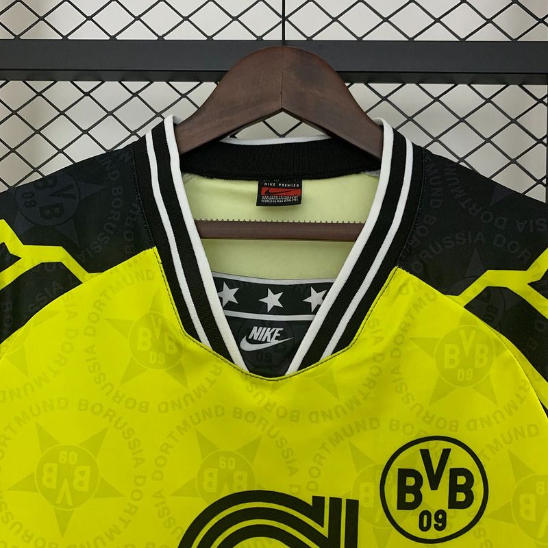 Retro BVB Dortmund 1994-1995 home image 3