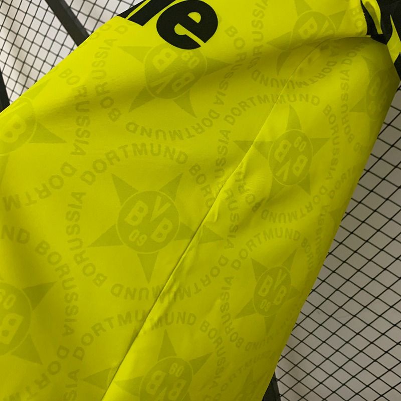 Retro BVB Dortmund 1994-1995 home image 7