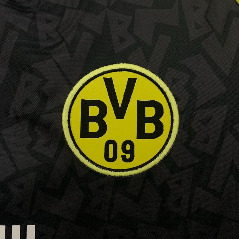 Retro BVB Dortmund 1995-1996 away image 6