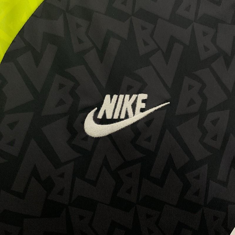 Retro BVB Dortmund 1995-1996 away image 7