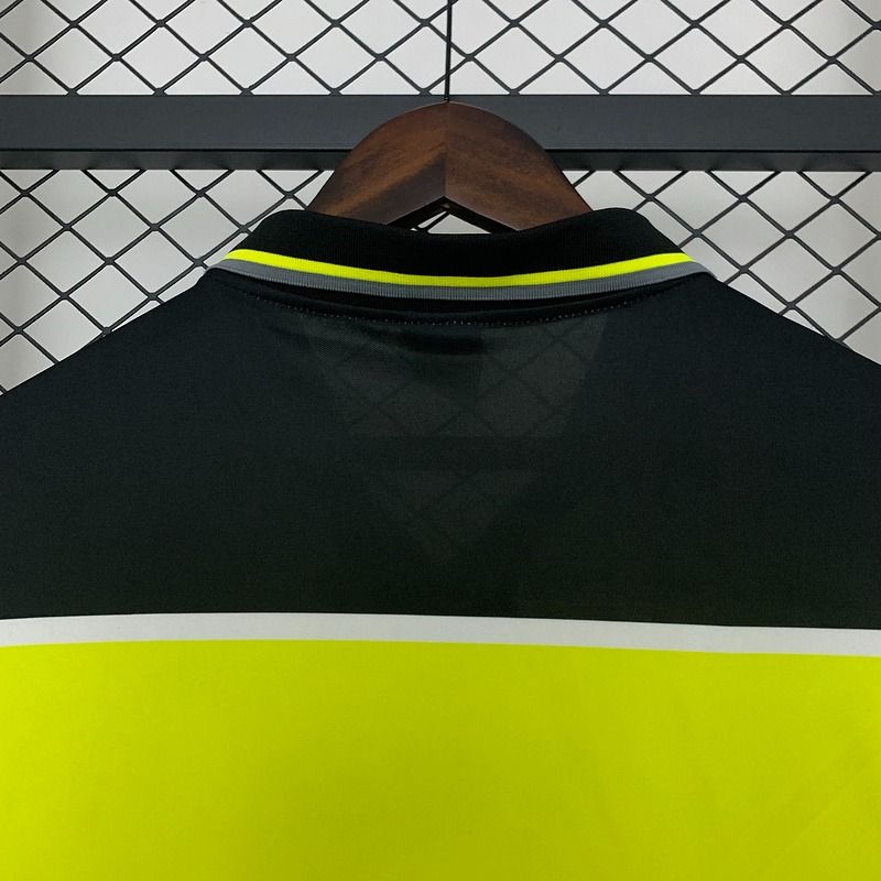 Retro BVB Dortmund 1996-1997 home image 4