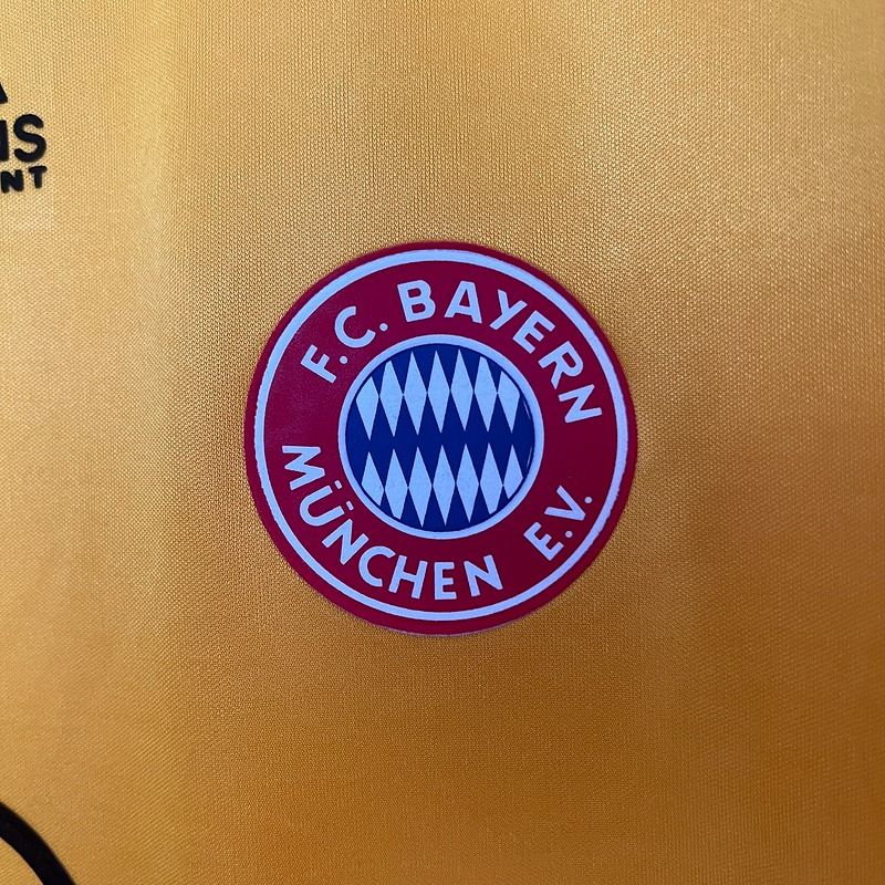 Retro Bayern M?nchen 1993-1995 away image 5