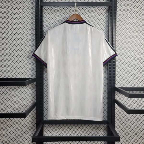 Retro Bayern M?nchen 1997-1998 away image 2