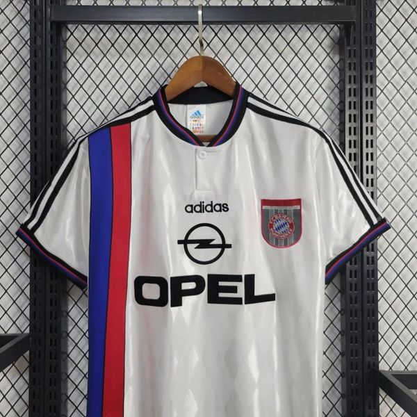 Retro Bayern M?nchen 1997-1998 away image 3