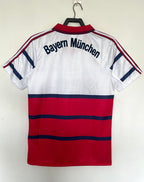 Retro Bayern M?nchen 1998-2000 away image 2