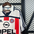 Retro Bayern M?nchen 2000-2002 away image 6
