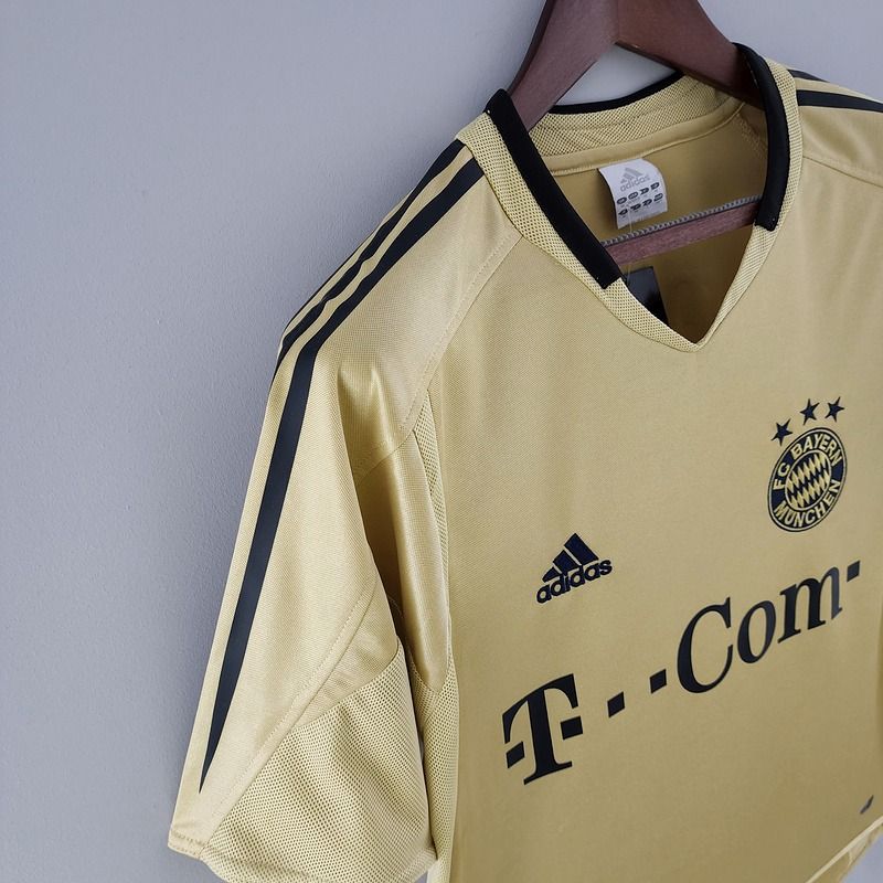 Retro Bayern M?nchen 2003-2004 away image 4