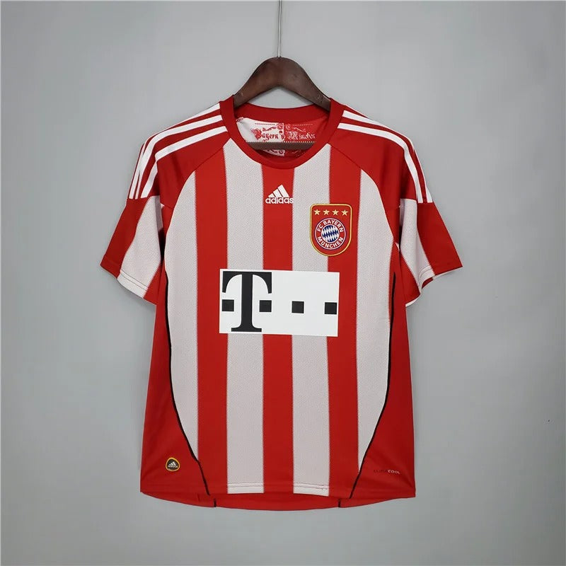Retro Bayern M?nchen 2010-2011 home