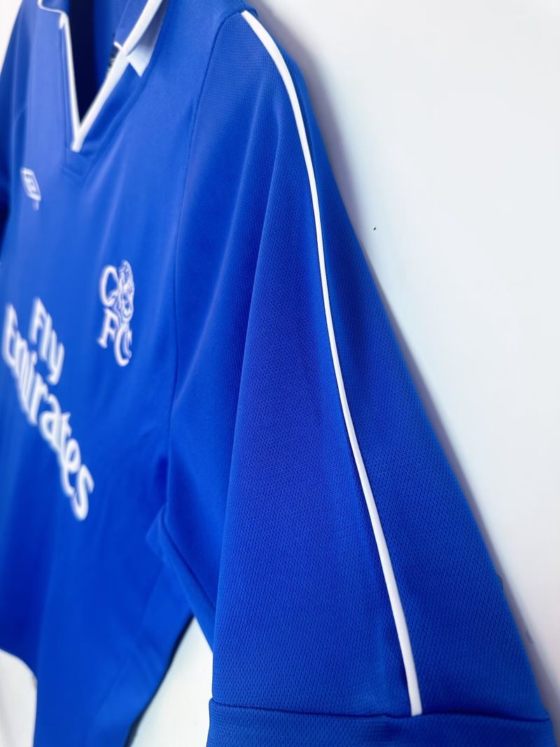 Retro Chelsea FC 2001-2003 home image 6
