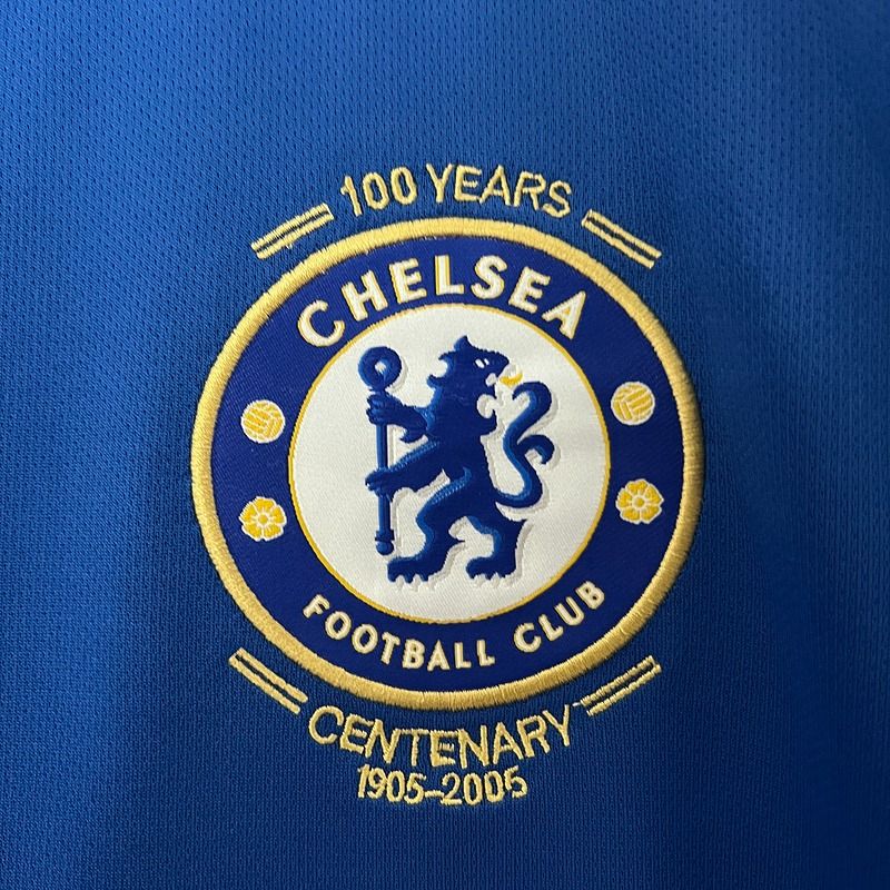Retro Chelsea FC 2005-2006 home image 6