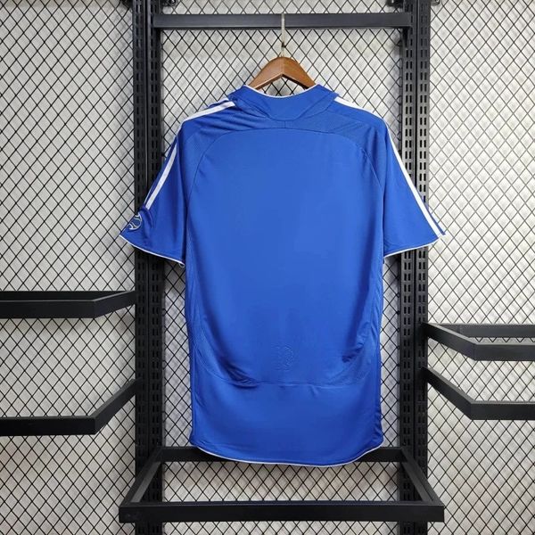 Retro Chelsea FC 2006-2007 home image 2