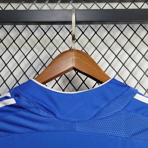 Retro Chelsea FC 2006-2007 home image 4