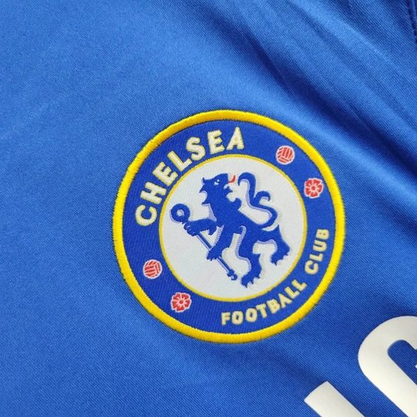 Retro Chelsea FC 2006-2007 home image 7