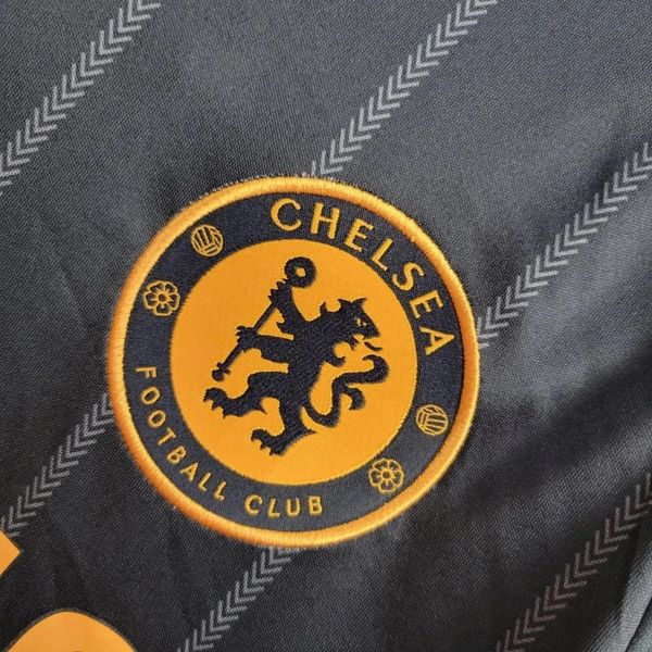 Retro Chelsea FC 2010-2011 away image 6