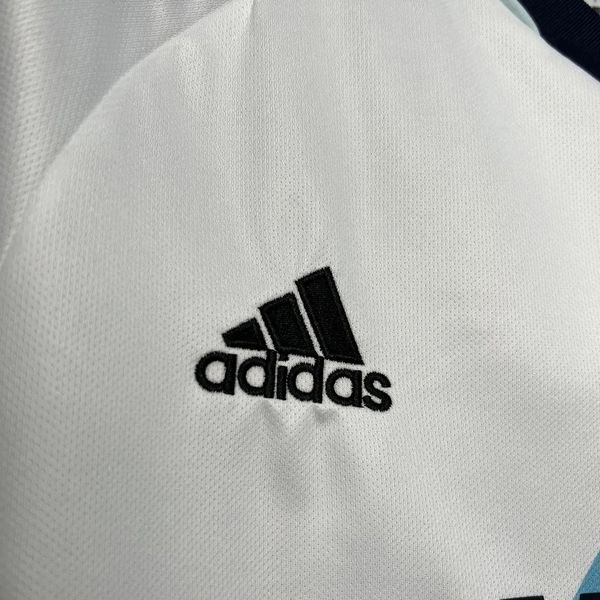 Retro Chelsea FC 2012-2013 away image 6
