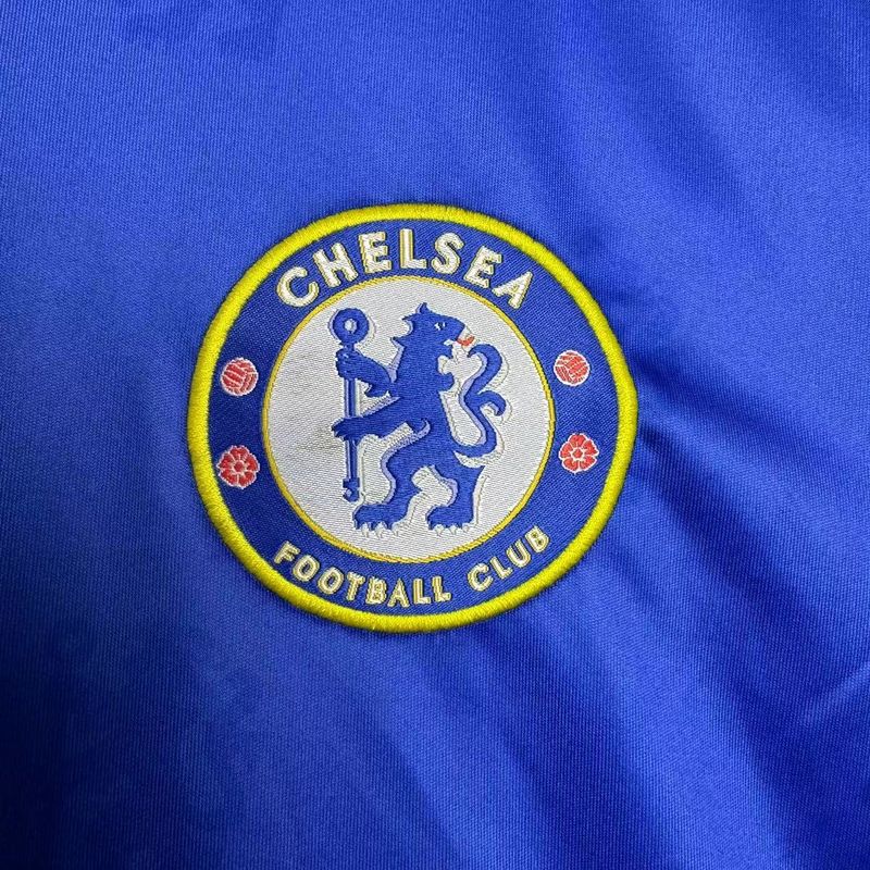 Retro Chelsea FC 2016-2017 home image 6