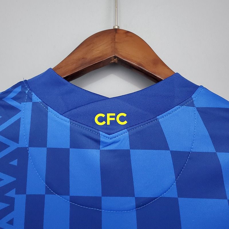 Retro Chelsea FC 2021-2022 home image 4